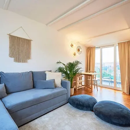 Apartment Alcantara Like A Local *